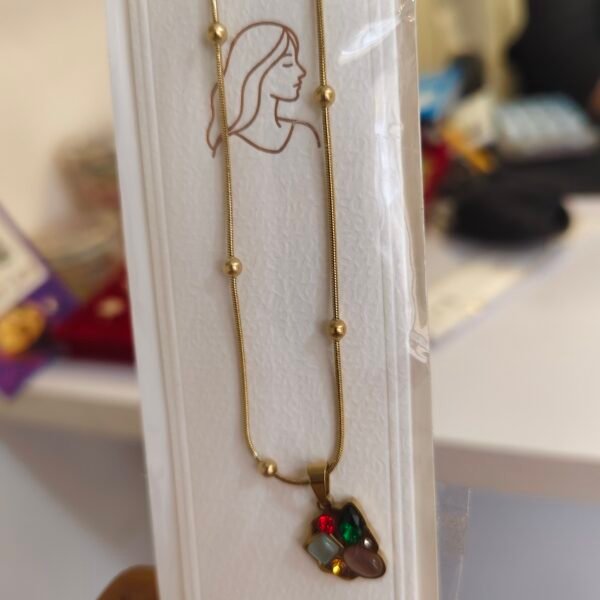 Vintage-Inspired Abstract Gemstone Pendant