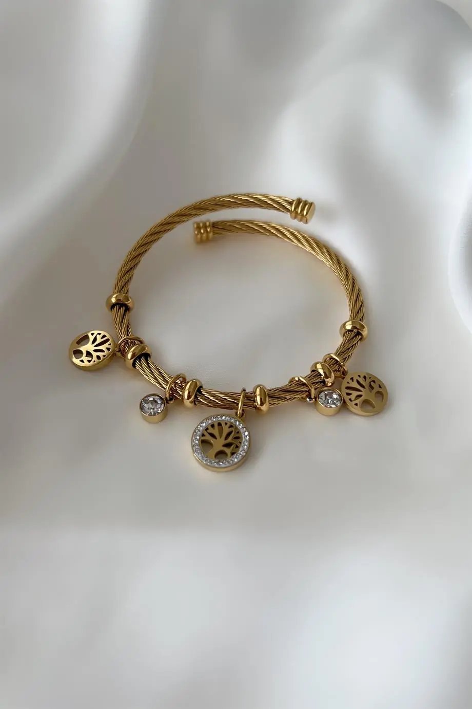 2026/03/1000060221.jpg Luxe Tree Glow Bracelet